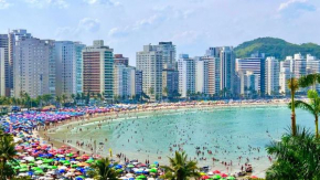 Apartamento Novo Frente ao Mar na Praia das Astúrias - 10 Pessoas